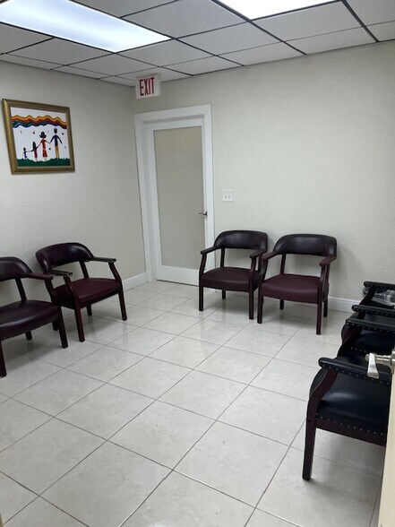 More Photos Of 4440 Sheridan St, Hollywood Medical For Lease