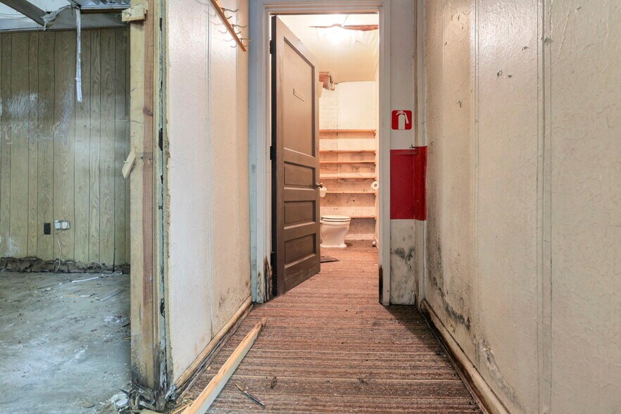 More Photos Of 435 N Elizabeth St, Lima Warehouse For Sale