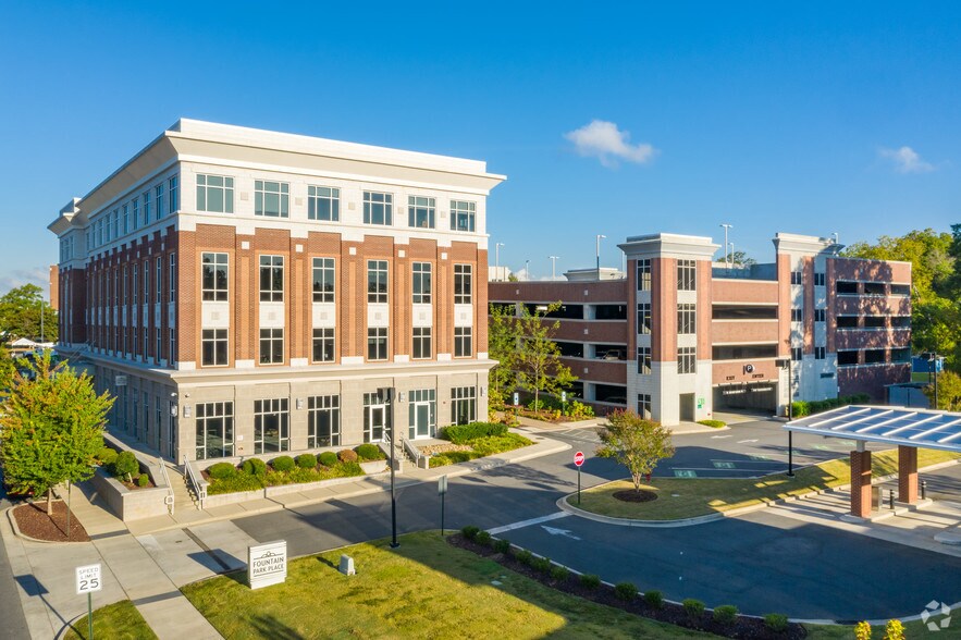 More Photos Of 331 E Main St, Rock Hill Coworking Space