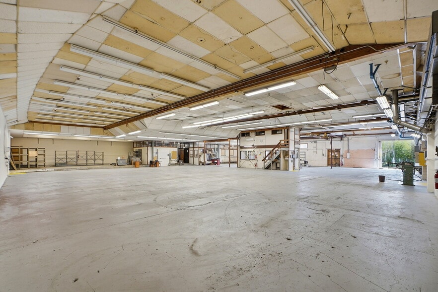 More Photos Of 1420 Healdsburg Ave, Healdsburg Flex For Sale