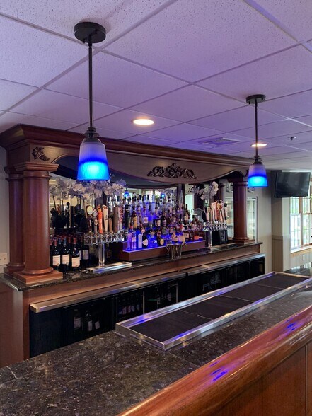 More Photos Of 3406 E Market St, York Restaurant For Lease