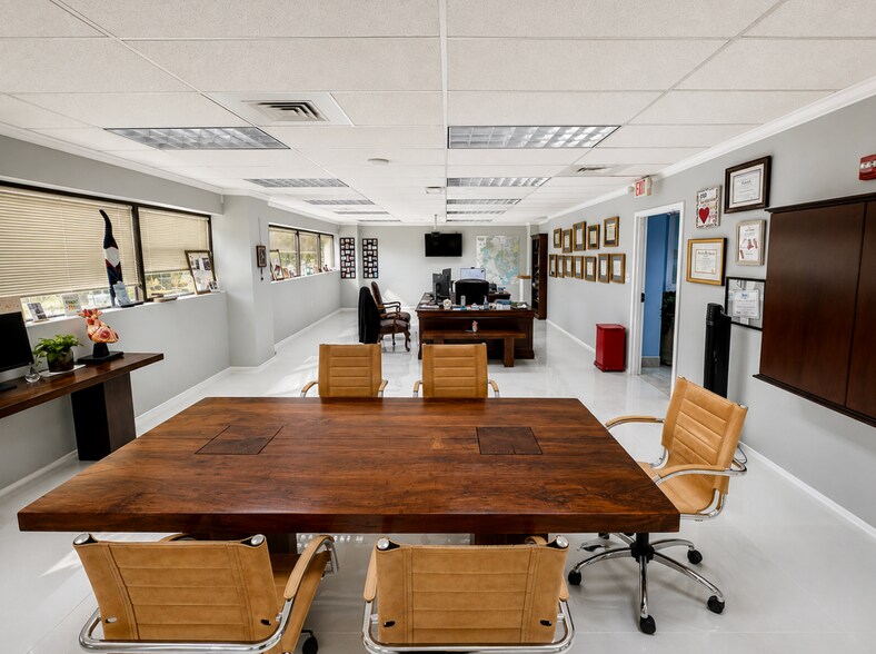 More Photos Of 171 Elden St, Herndon Medical For Sale