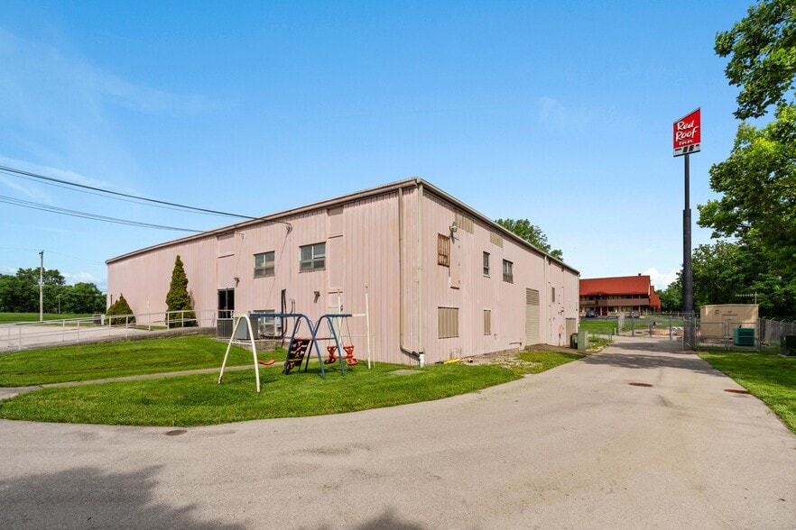 More Photos Of 1975 Haggard Ct, Lexington Religious Facility For Sale