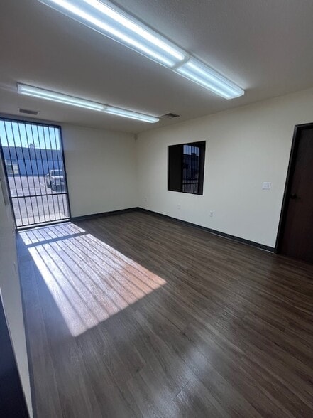 More Photos Of 12343-12357 Rush St, South El Monte Warehouse For Lease