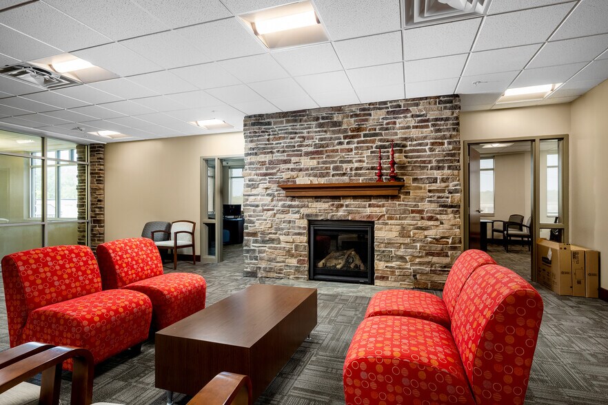 More Photos Of 3020 Orchard Park Rd, Buffalo Office For Sale