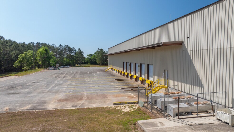 More Photos Of 2476 GA-76 Hwy, Adel Warehouse For Sale