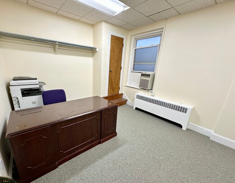 More Photos Of 346 Denison St, Baltimore Religious Facility For Sale