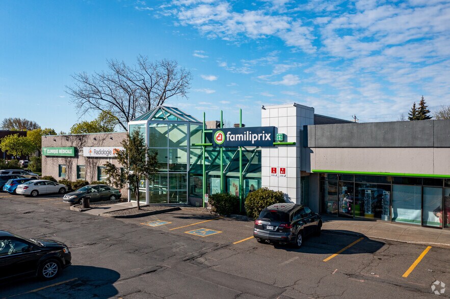 Primary Photo Of 3036-3090 Rd Chambly, Longueuil Freestanding For Lease