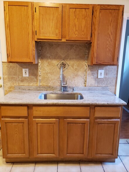More Photos Of 79-81 Washington St, Perth Amboy Apartments For Sale