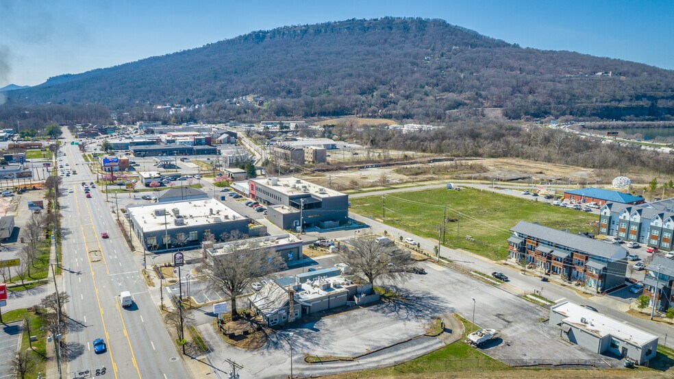 More Photos Of 3147 Broad St, Chattanooga Restaurant For Sale