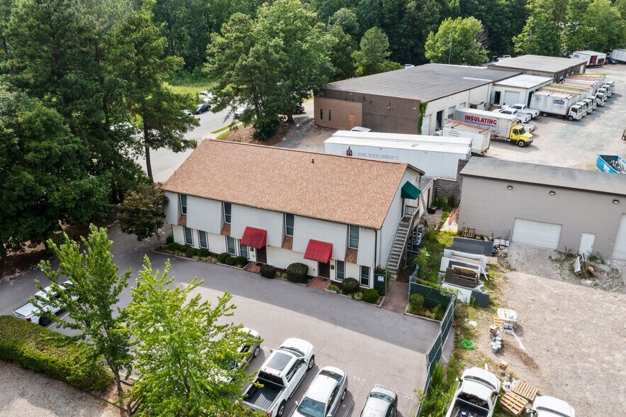 More Photos Of 2701 Rowland Rd, Raleigh Office Residential For Lease