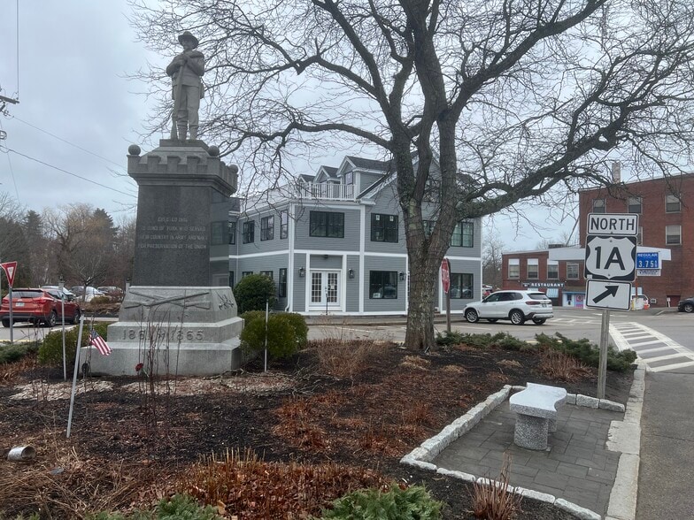 More Photos Of 226 York St, York Office For Lease