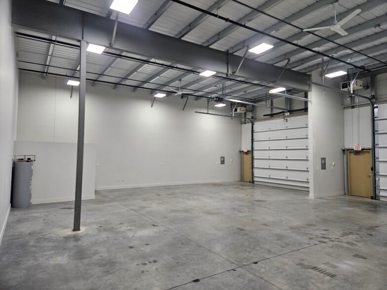 More Photos Of 6605 County Road 19, Loretto Self Storage For Lease