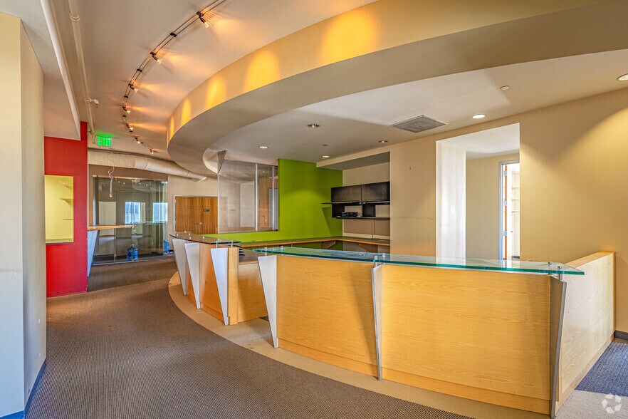 More Photos Of 231 E Baltimore St, Baltimore Office Residential For Sale