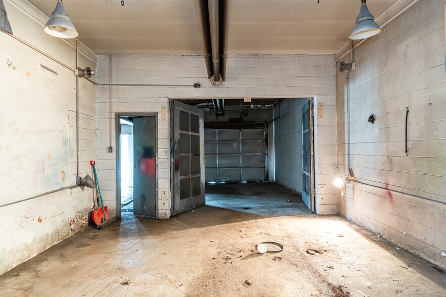 1854 Colonel Glenn Hwy, Beavercreek, OH 45324 Auto Repair For Sale