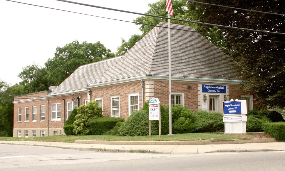 More Photos Of 536 Washington St, Abington Medical For Lease
