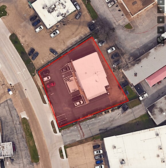 More Photos Of 6820 Walling Ln, Dallas General Retail For Sale