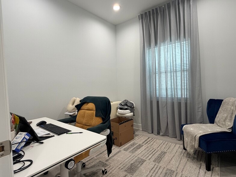 More Photos Of 3000 Allegra Way, Lutz Office For Lease