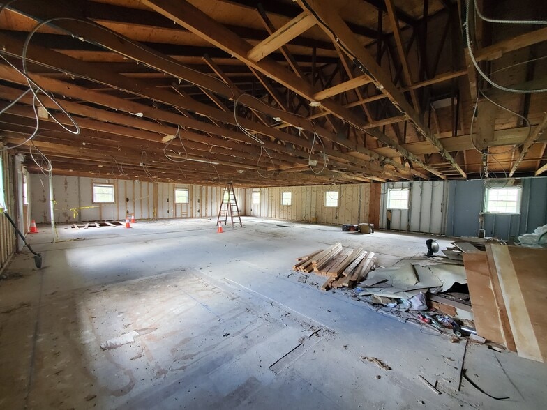 More Photos Of 715 S Shamrock Rd, Bel Air Office Residential For Sale