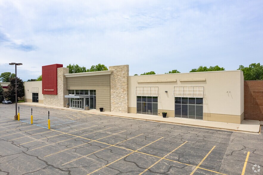 Primary Photo Of 12610 Felch St, Holland Storefront For Lease