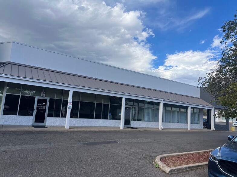 More Photos Of 2200 S Monaco Pky, Denver Unknown For Lease