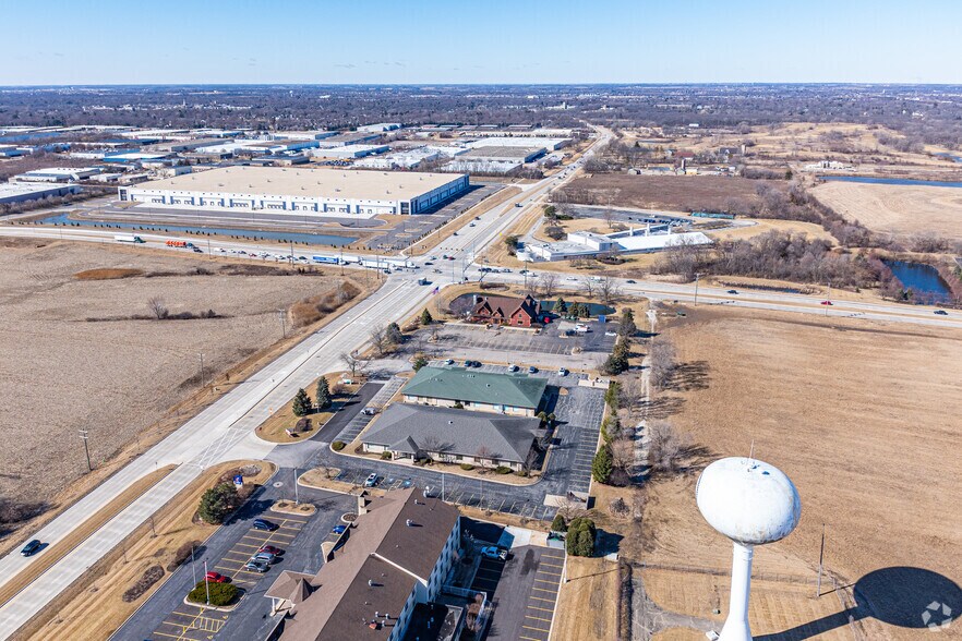 More Photos Of 1551 E Fabyan Pky, Geneva Office For Sale