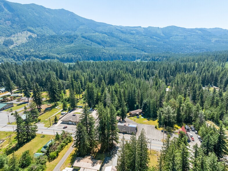 More Photos Of 7461 MT Baker Hwy, Deming General Retail For Sale