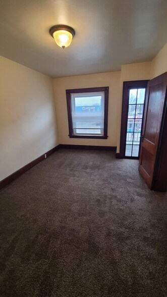 More Photos Of 55-57 E Main St, Alliance Apartments For Sale