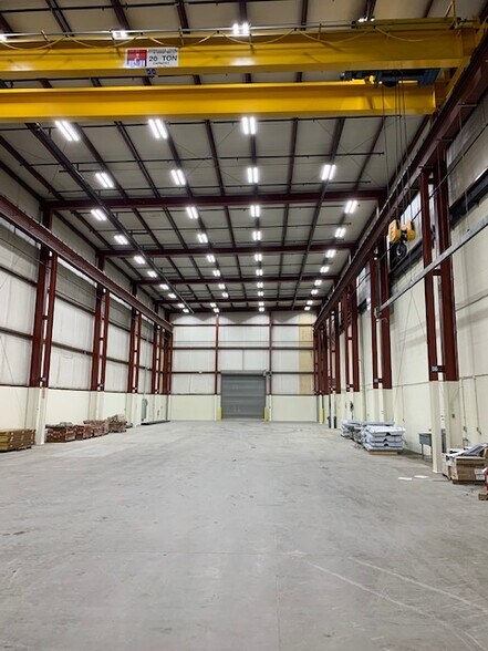 More Photos Of 707 Spence Ln, Nashville Manufacturing For Lease