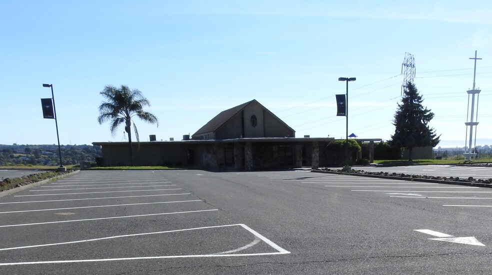 Primary Photo Of 330 Avian Dr, Vallejo Religious Facility For Sale