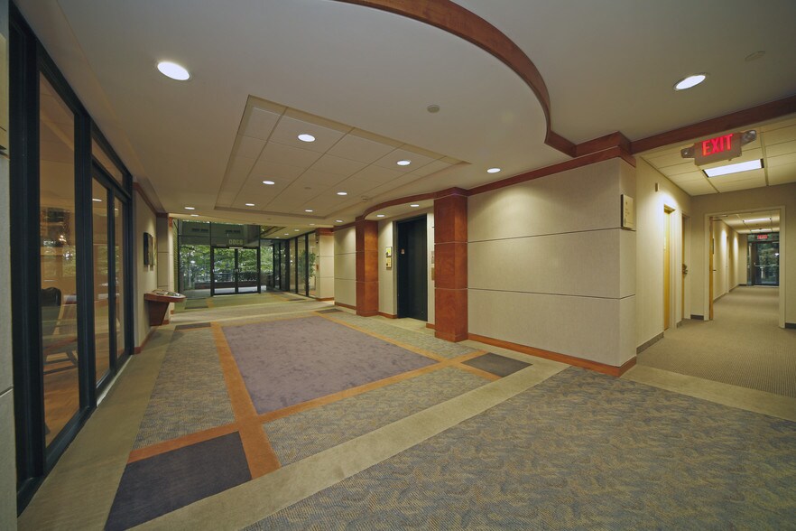 More Photos Of 8300 Dunwoody Pl, Atlanta Unknown For Lease