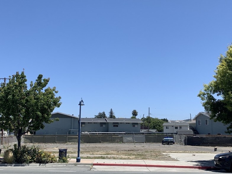 More Photos Of 133 Parker Ave, Rodeo Land For Sale