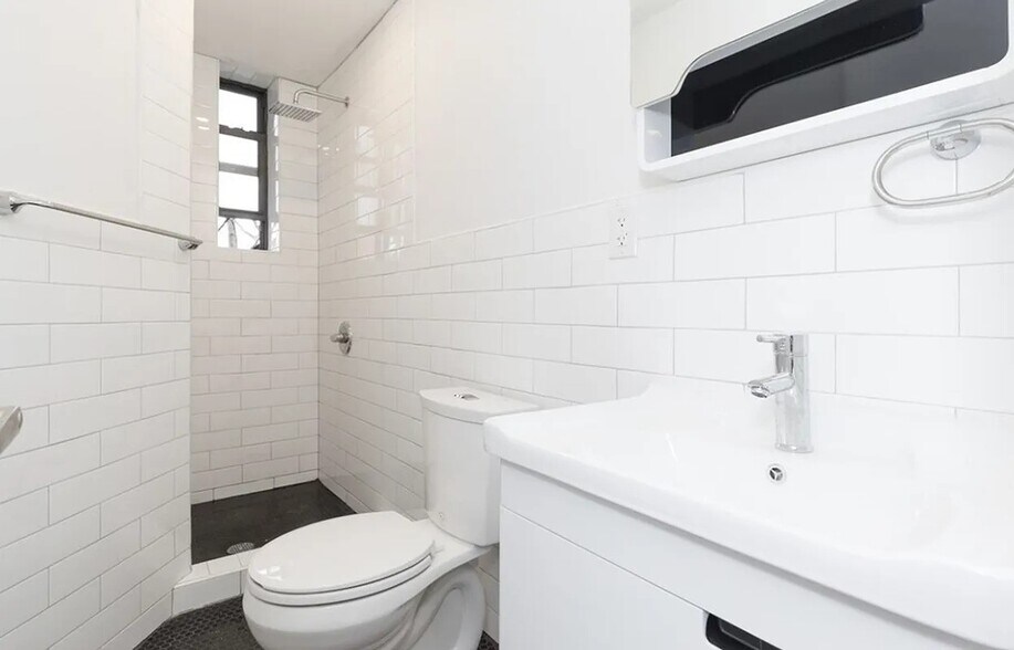 More Photos Of 317 E 5th St, New York Apartments For Lease
