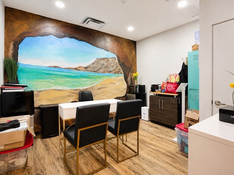 More Photos Of 213 S Dillard St, Winter Garden Medical For Sale