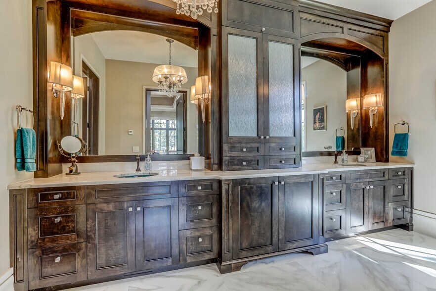 More Photos Of 1286 Gray Fox Ct, Howell Flex For Sale