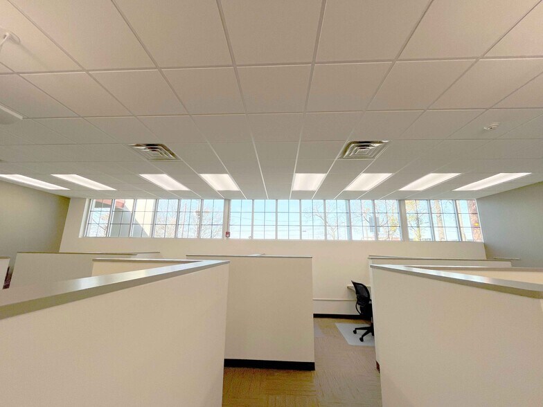 More Photos Of 2918 Clairmont Ave S, Birmingham Medical For Sale