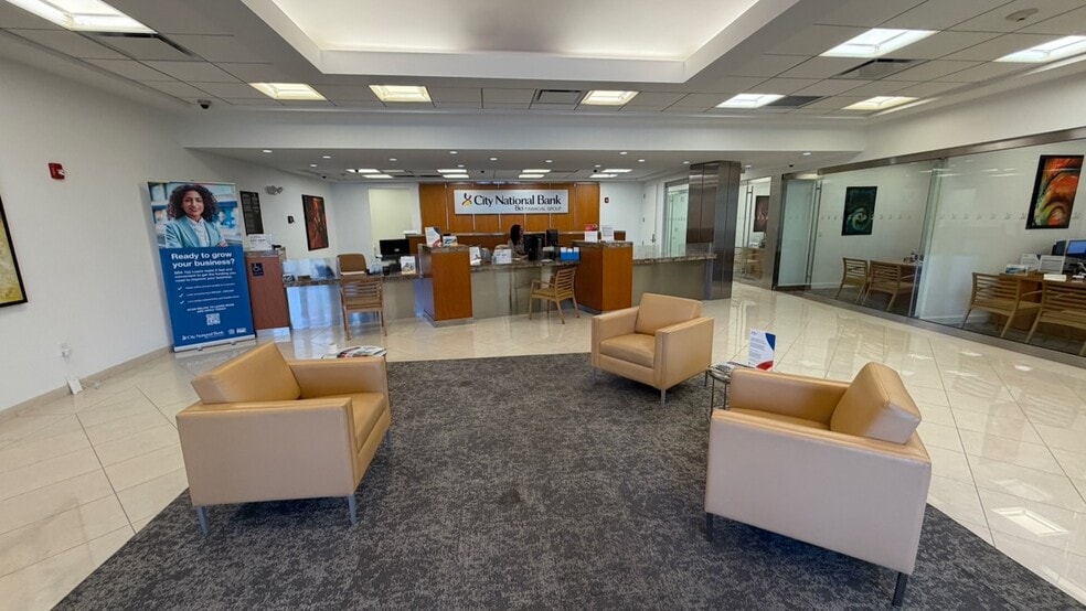 More Photos Of 10 N Federal Hwy, Pompano Beach Freestanding For Lease