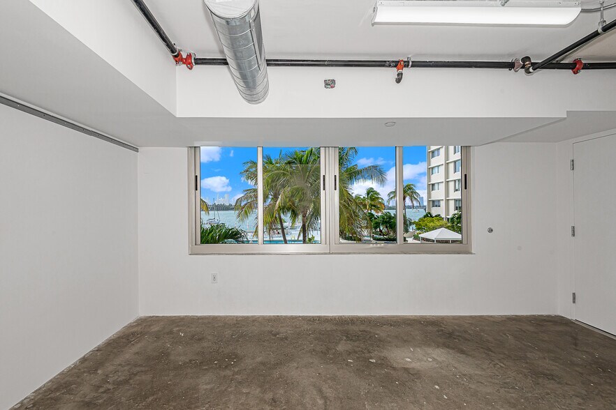 More Photos Of 1200 West Ave, Miami Beach Apartments For Sale