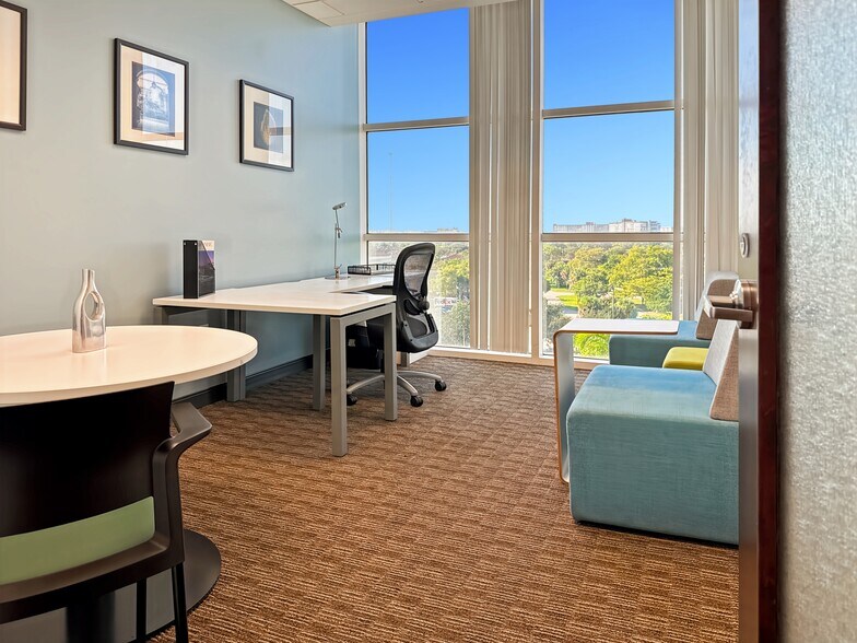 More Photos Of 4000 Hollywood Blvd, Hollywood Coworking Space