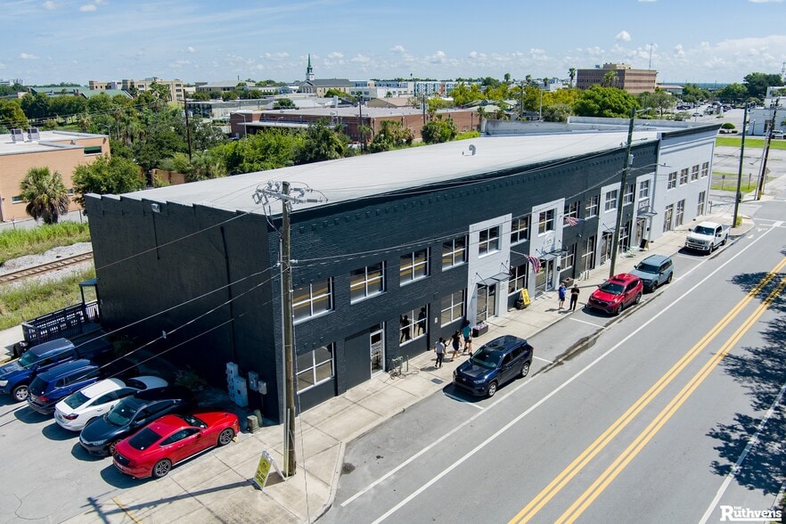 More Photos Of 305 W Main St, Lakeland Storefront Retail Office For Sale