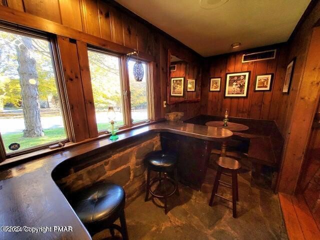 More Photos Of 2735 PA-390, Canadensis Hospitality For Sale