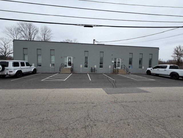 Primary Photo Of 41 Ford Ln, Warwick Warehouse For Sale