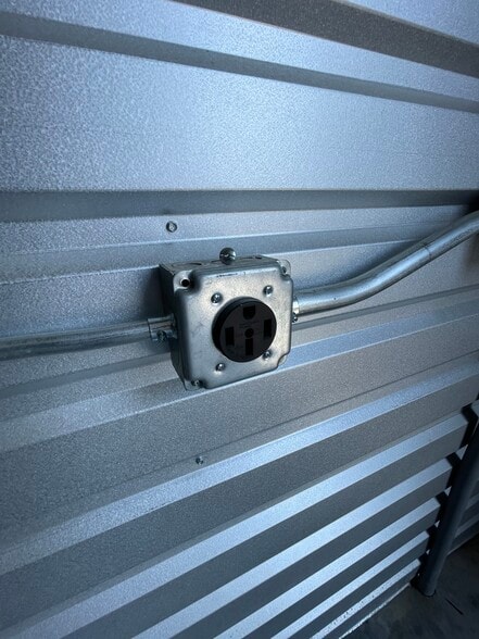 More Photos Of 1551 S Deer Heights Rd, Spokane Warehouse For Sale