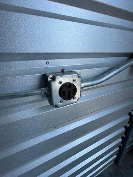 More Photos Of 1551 S Deer Heights Rd, Spokane Warehouse For Sale