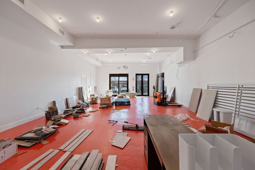 More Photos Of 233 W Route 59, Nanuet Storefront For Lease