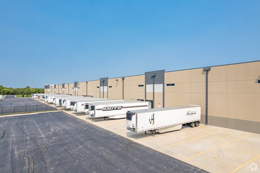 More Photos Of 31800 W 196th St, Edgerton Warehouse For Lease