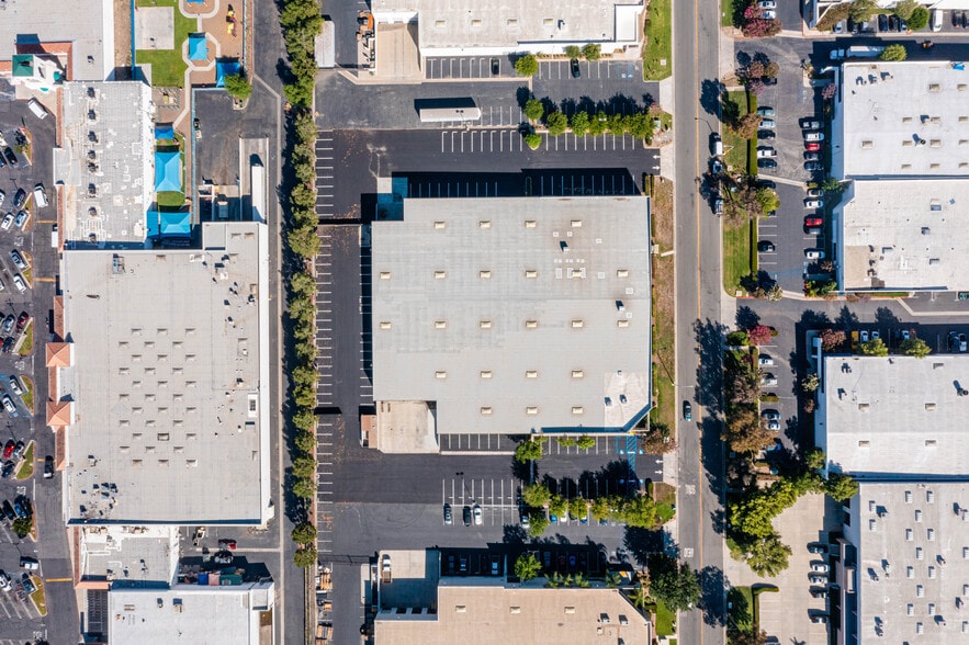 More Photos Of 1141 California Ave, Corona Warehouse For Sale