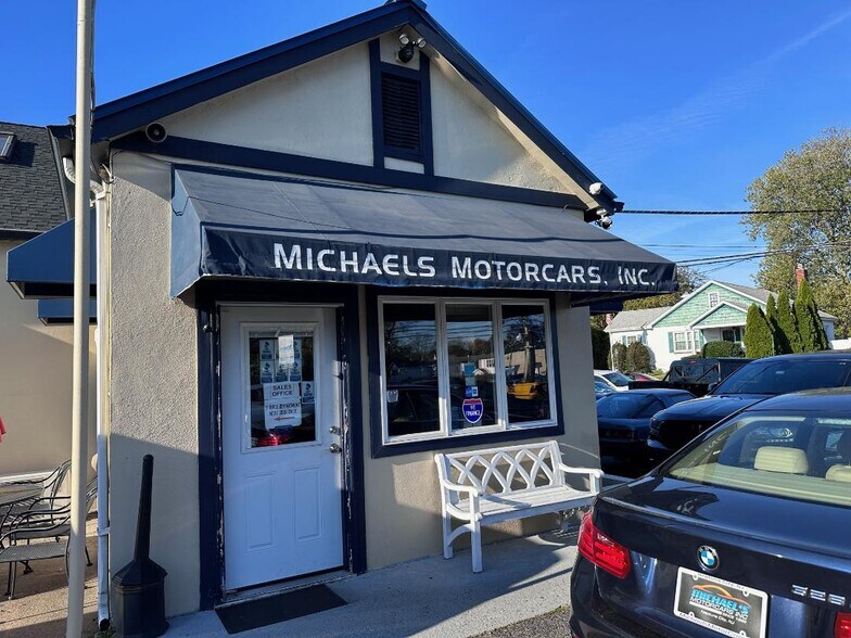 More Photos Of 51 W Sylvania Ave, Neptune City Auto Dealership For Lease