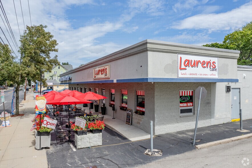 More Photos Of 540 Pawtucket Ave, Pawtucket Freestanding For Lease