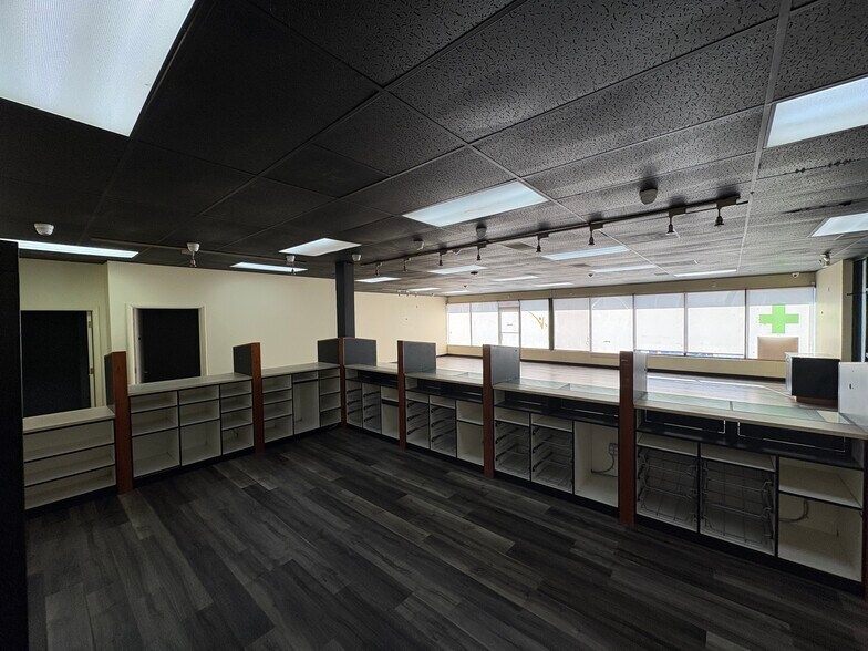More Photos Of 7033-7063 W Colfax Ave, Lakewood Storefront Retail Office For Lease